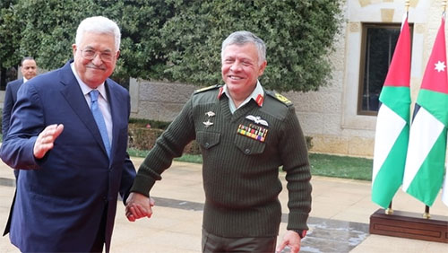 el rey de Jordania con Mahmoud Abbas